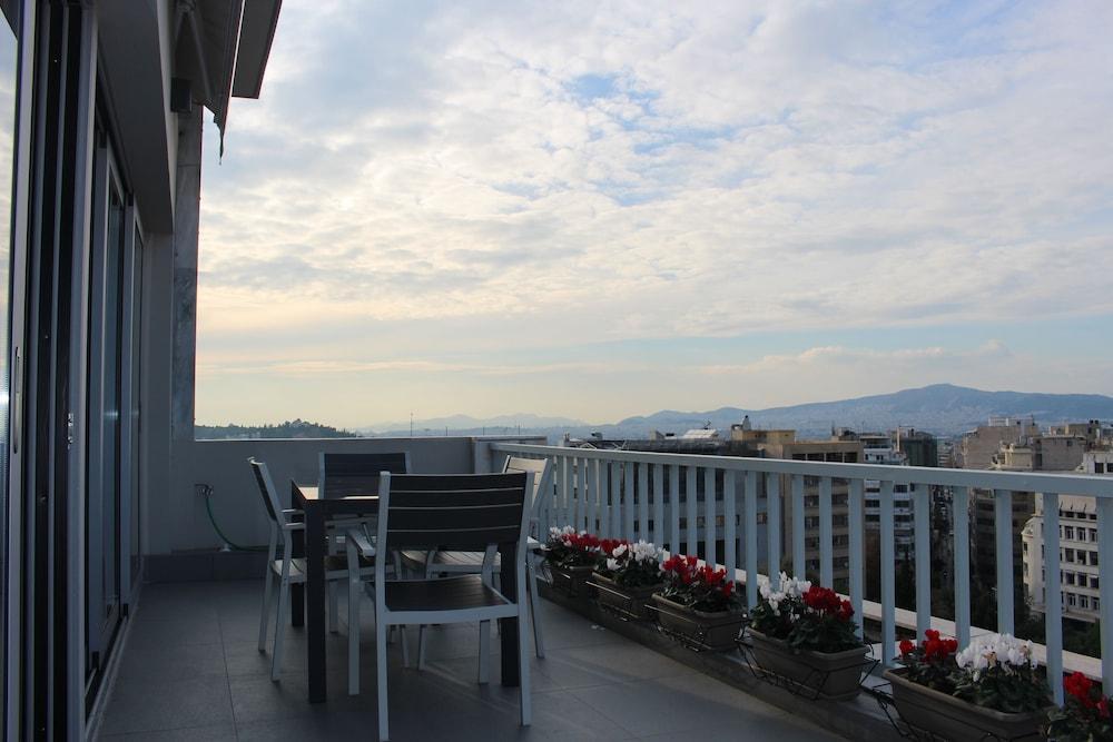 Central Athens Loft Экстерьер фото